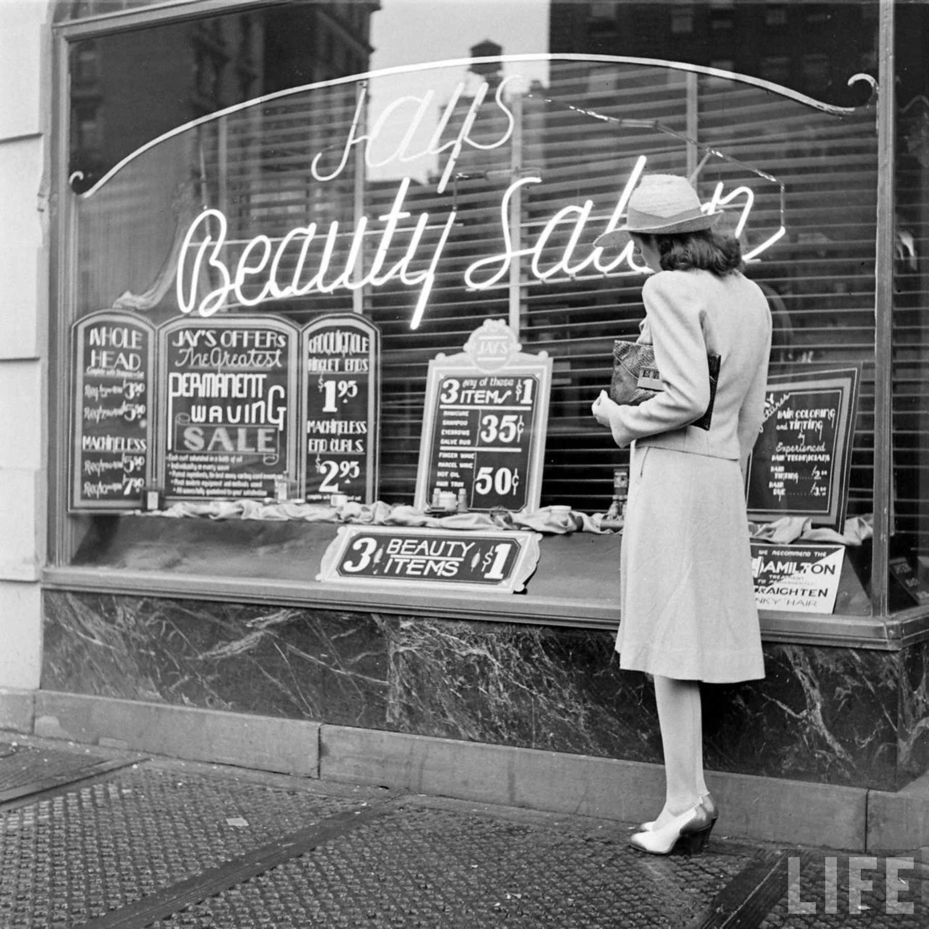 © Nina Leen