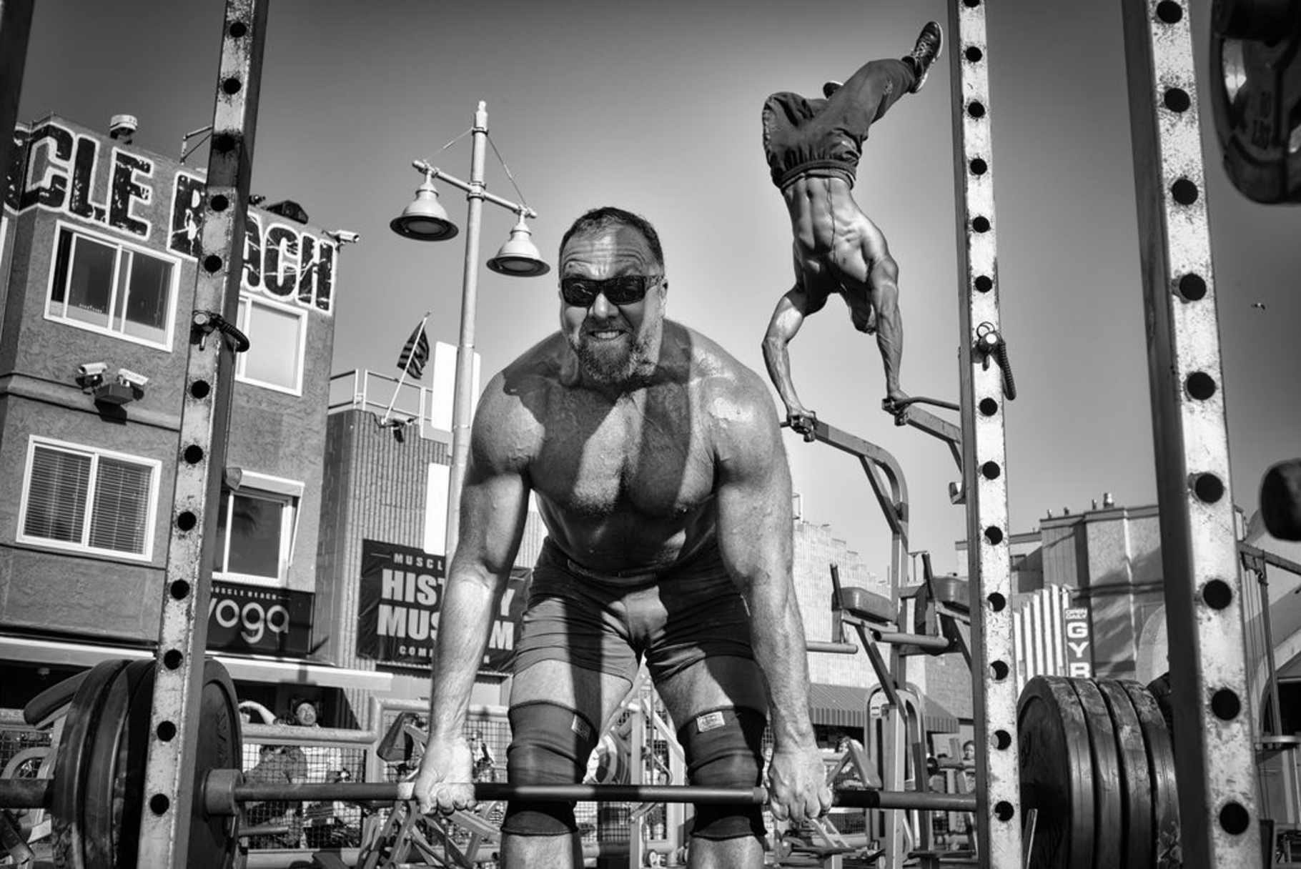 HONORABLE MENTION, PEOPLE | Muscle Beach Gym | Photo and caption by Dotan Saguy